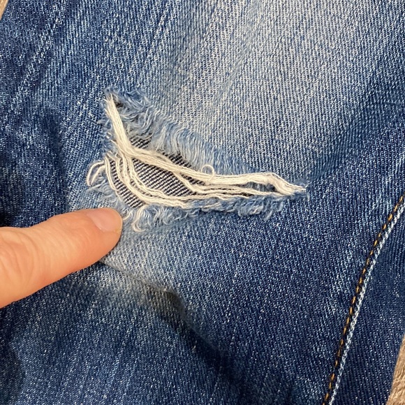 PAIGE Kylie Crop Distressed Semi Destructed Crop Jeans Sz 24 - Picture 3 of 14